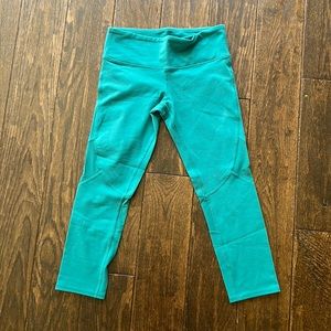 Alo crop leggings in blue size S